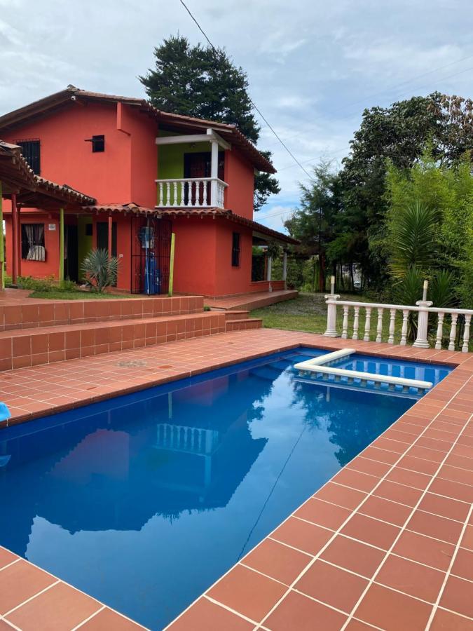 Finca Hotel La Bonita Guatape Exterior photo