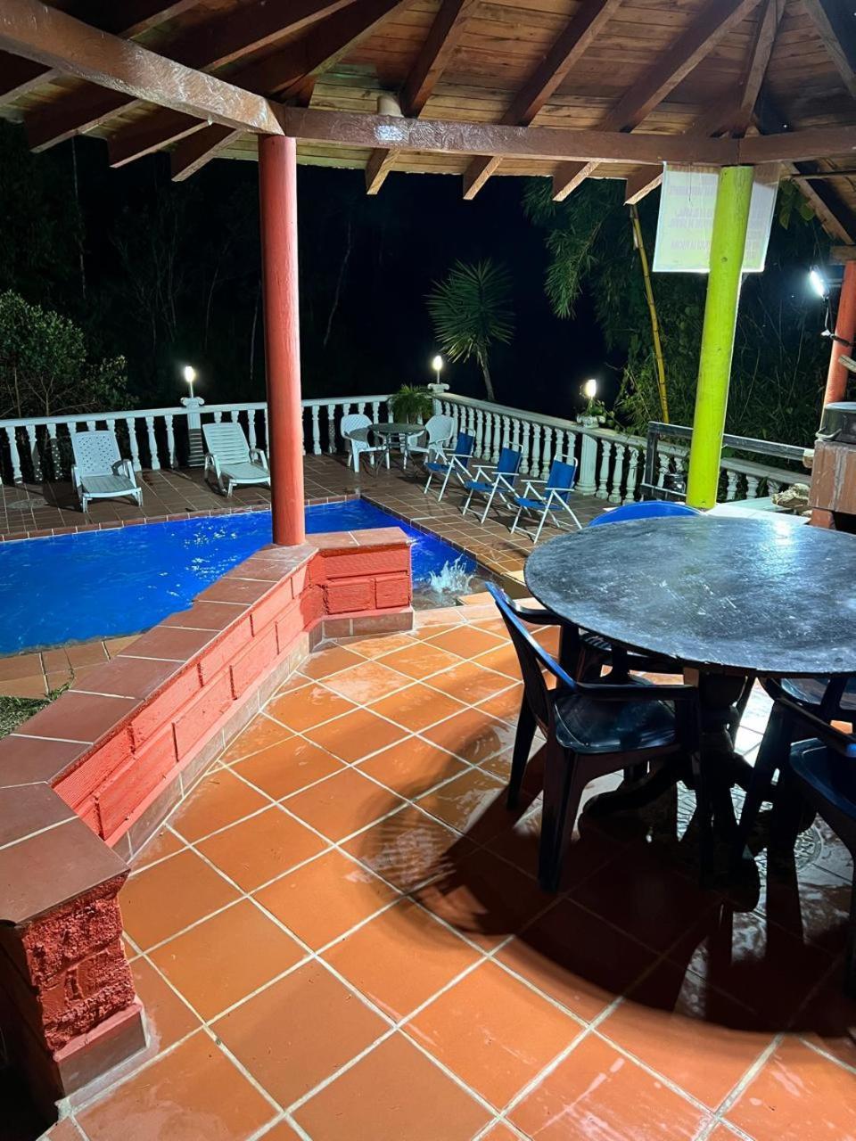 Finca Hotel La Bonita Guatape Exterior photo